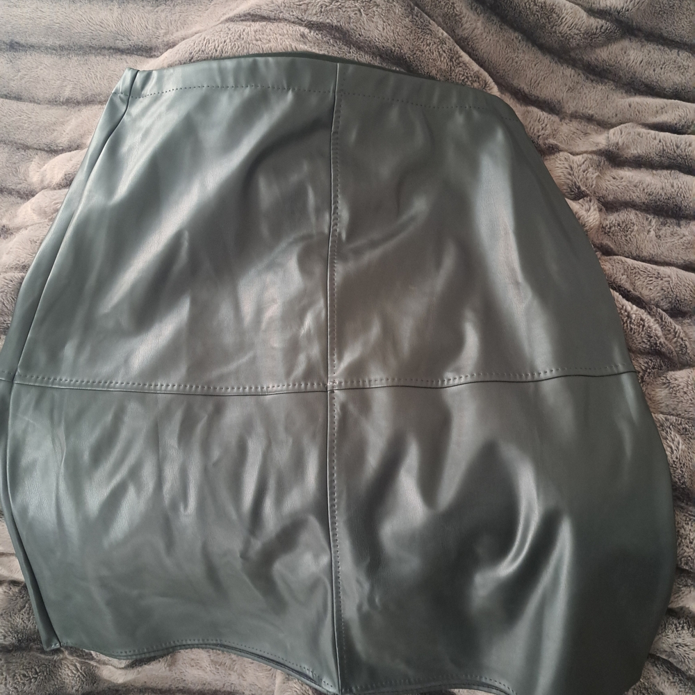 Max Studio Black Leather Skirt